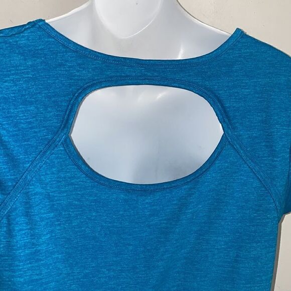 THE NORTH FACE Turquoise Open Back T-Shirt-S - Picture 5 of 8
